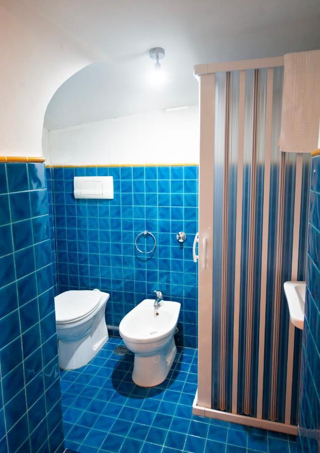 Апартаменты Casa "Positano" Da Ely - Salerno Centro Con Self Check-In Экстерьер фото