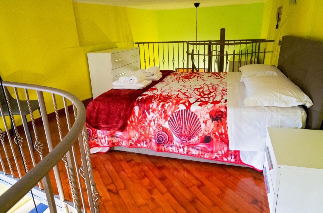 Апартаменты Casa "Positano" Da Ely - Salerno Centro Con Self Check-In Экстерьер фото
